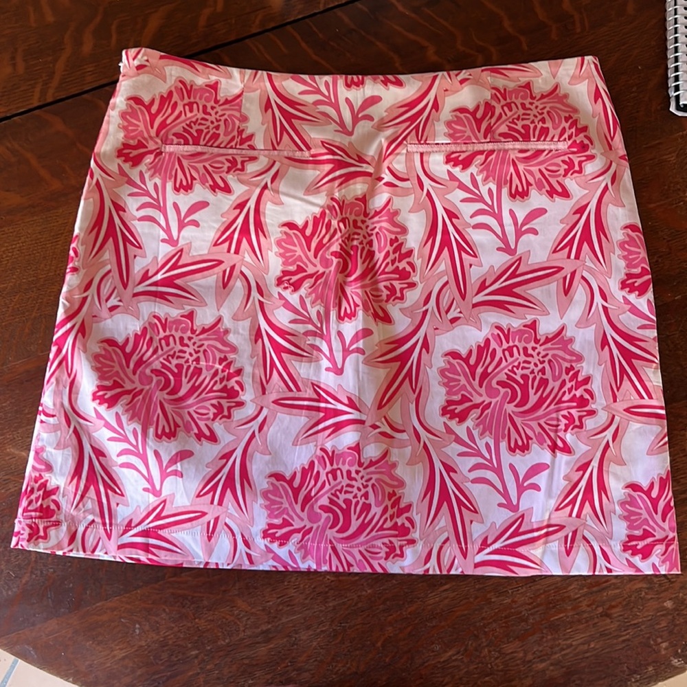 Golftini Rose Skort/skirt. Size 6 - Picture 2 of 9